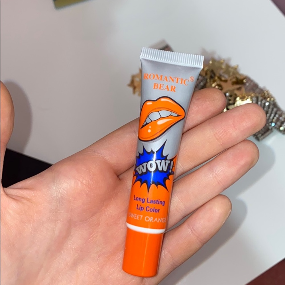 orange lip stain